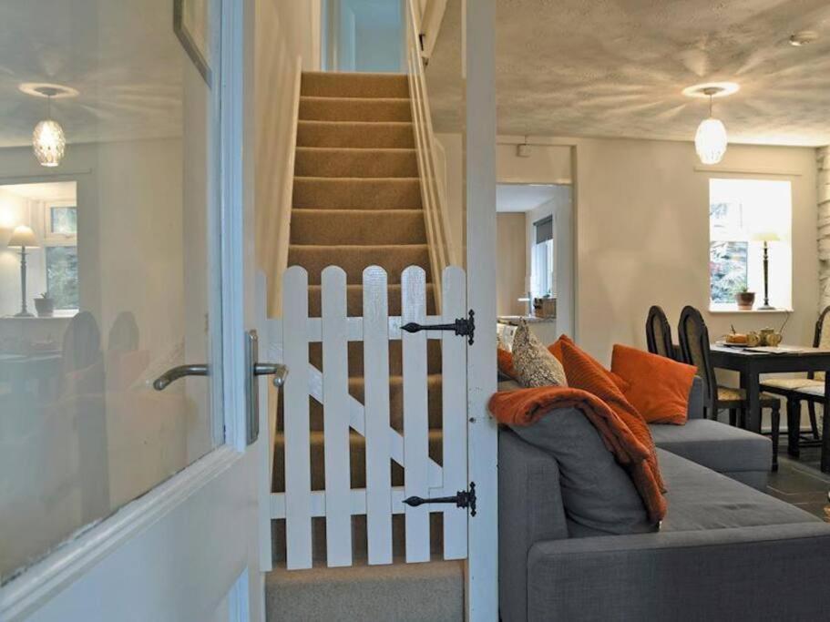 Cosy Terrace Cottage Built Into The Mountain Side. Blaenau Ffestiniog Exterior photo